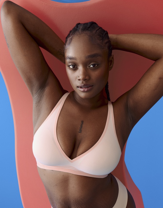 Naturana - Sunday Lightly-Padded Seamless Wirefree Bra