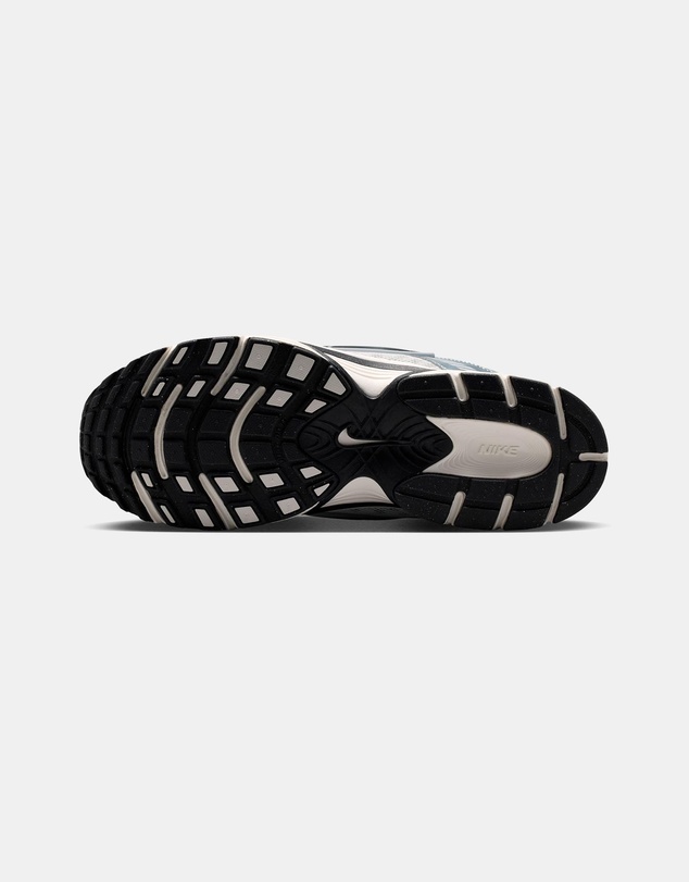Nike - Nike V5 RNR - Men's