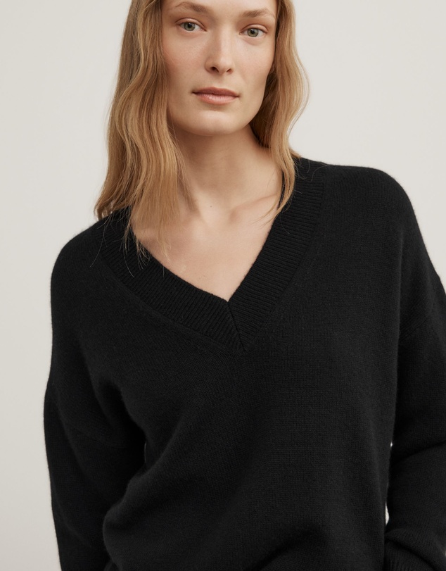 Witchery - Cashmere V-neck Knit
