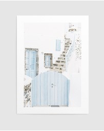 Olive et Oriel - Little Blue Gate Santorini Art Print