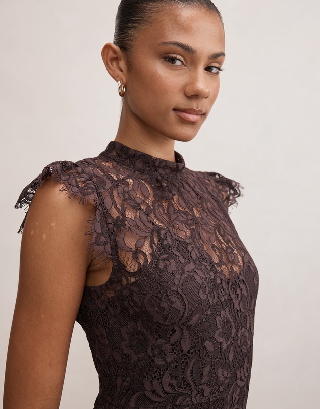 Forever New - Arielle Lace Midi Dress