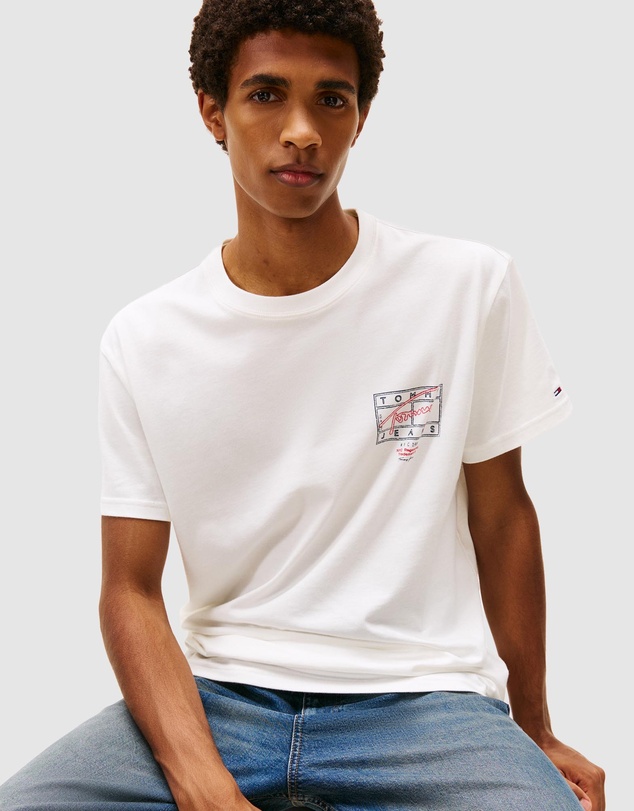 Tommy Jeans - Regular Sign Spray Short Sleeve T-Shirt