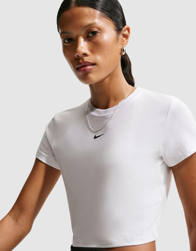 Nike - Sportswear Chill Knit Cropped T-Shirt