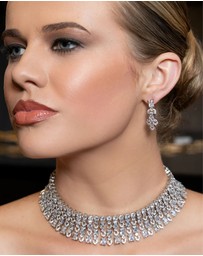 Stephanie Browne - Nina Choker