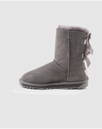 Ozwear Connection Uggs - Ugg Classic Bailey Bow Boots (Water Resistant)
