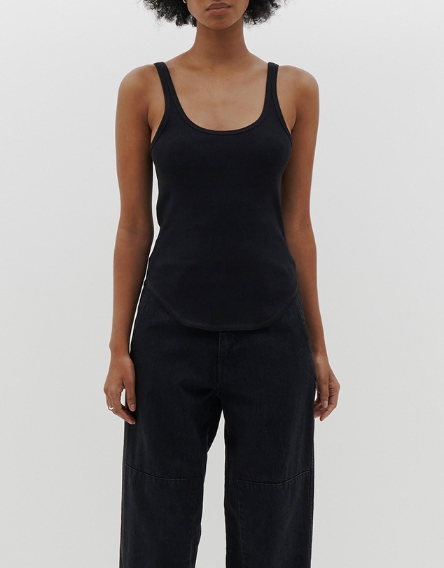 Bassike - slim scoop rib tank