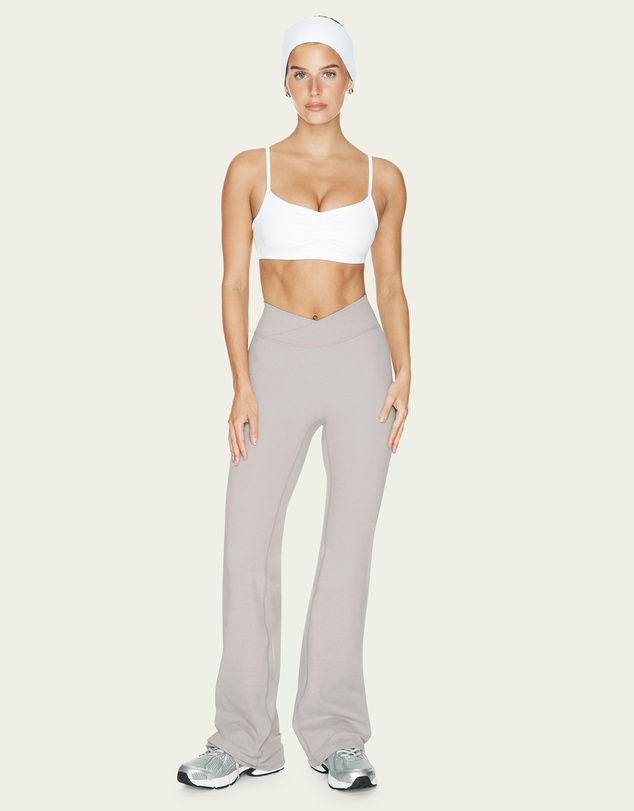 437 - The V Flare leggings