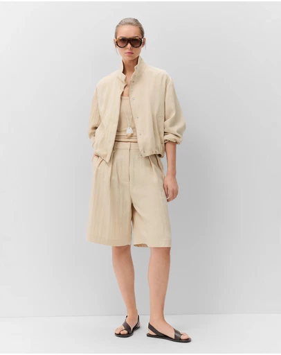 UNISON - Textured Pleat Bermuda Short