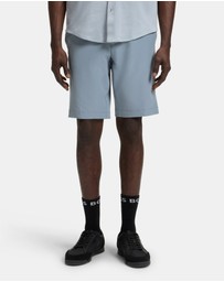 BOSS - Commuter inch Shorts