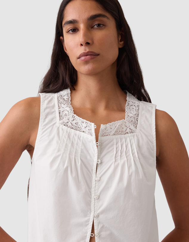 GAP - Sleeveless Lace Insert Shell Top