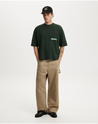 Cotton On - Cropped Fit Graphic T-Shirt