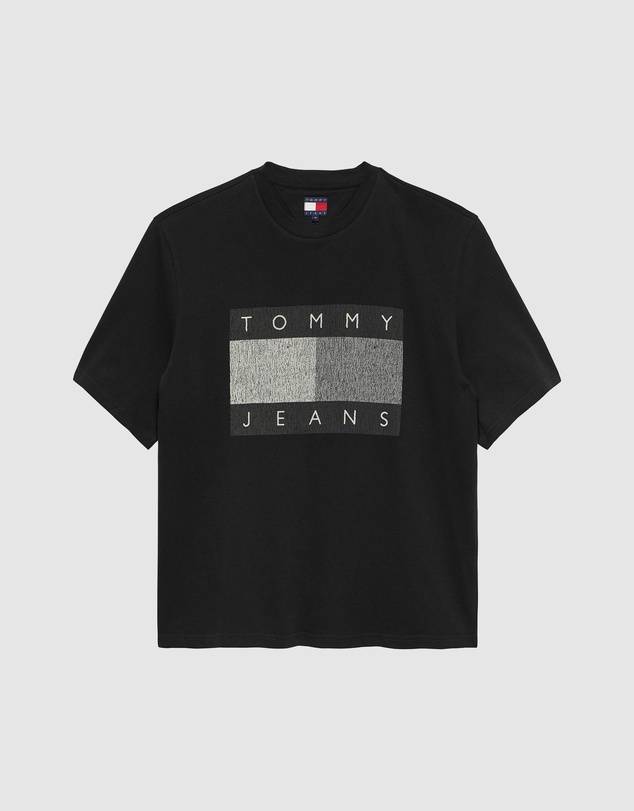 Tommy Jeans - 90s Distressed Flag Tee
