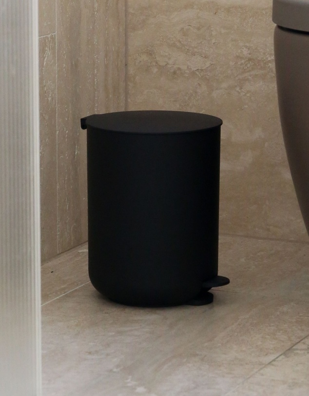 DESIGNSTUFF - ARC Pedal Bin, 4.3L