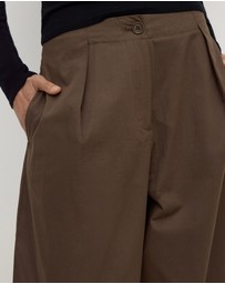 Assembly Label - Jasmine Cotton Adjustable Barrel Leg Pants