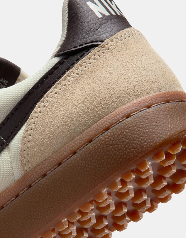 Nike - Field General - Women's