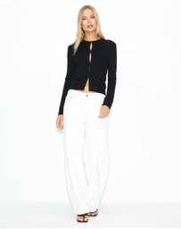 Dazie - Uma Keyhole Detail Knitted Top