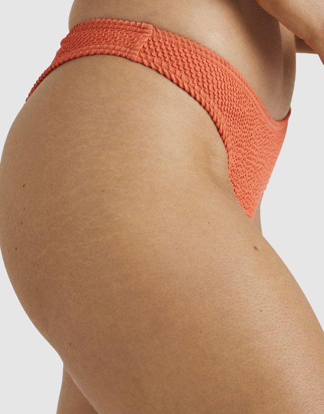 Billabong - Summer High Skimpy Hike Bikini Bottom