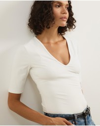 Atmos&Here - Deep V-Neck T-Shirt