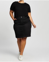 Love Your Wardrobe - Jamison Everyday Tee