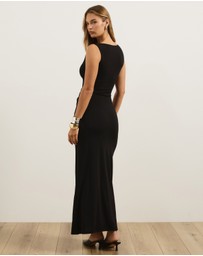 Atmos&Here - Carina V-Neck Maxi Dress