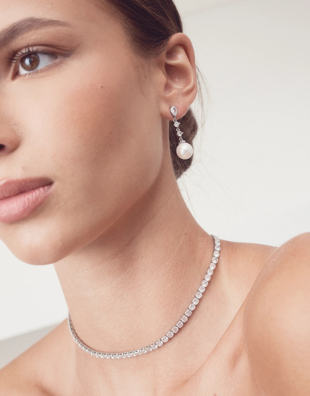 The White Collection - Tiffany - Modern Gold Bridal Necklace