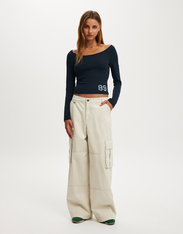 Cotton On - The Ls Off Shoulder Graphic Tee