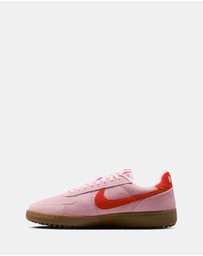 Nike - Field General - Women's