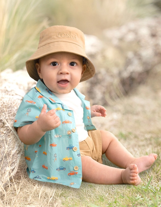 Toshi - Bucket Hat Billy