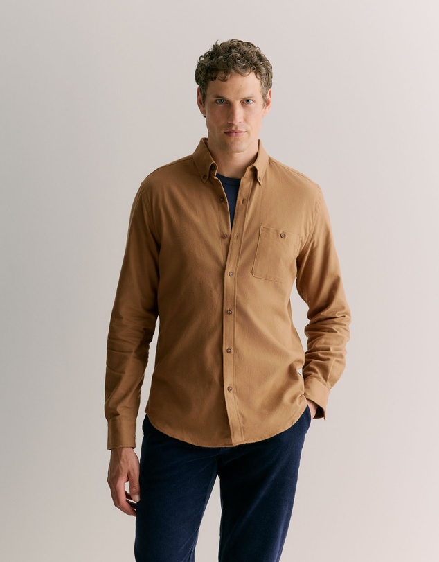 Trenery - Regular Fit Cotton Herringbone Shirt in Camel