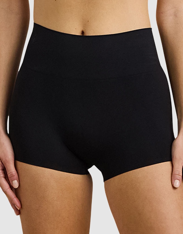Lauren by Ralph Lauren - Luxe Smoothing Seamless High Waist Boyshort Underwear