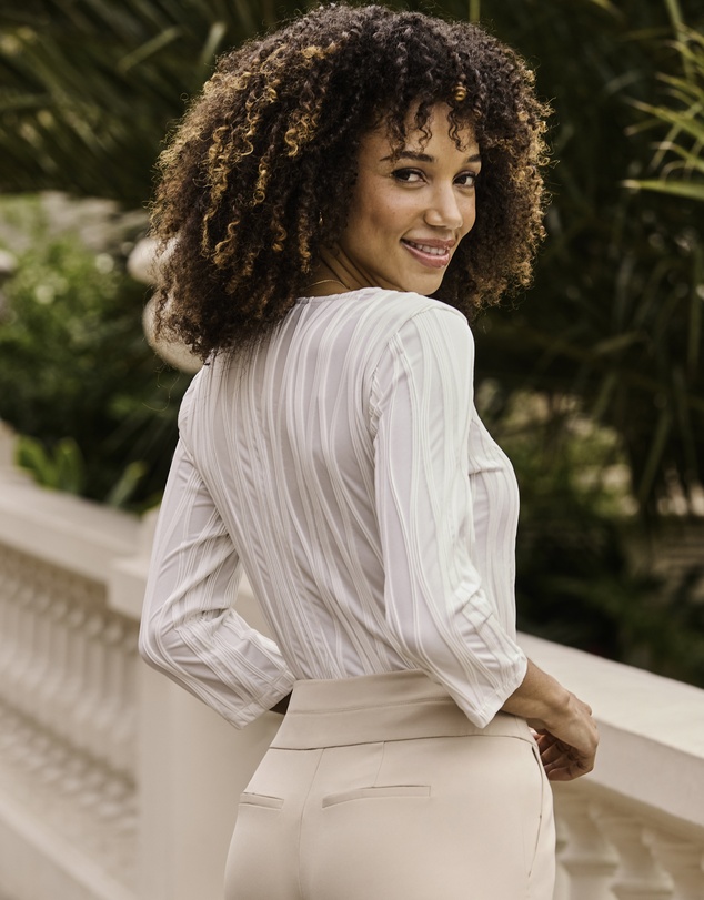 Sosandar - Wavy Texture Button Front Top
