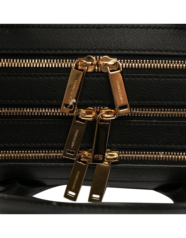 Pre-Loved by Azura Reborn - Pre-Loved Mini Leather Star Satchel