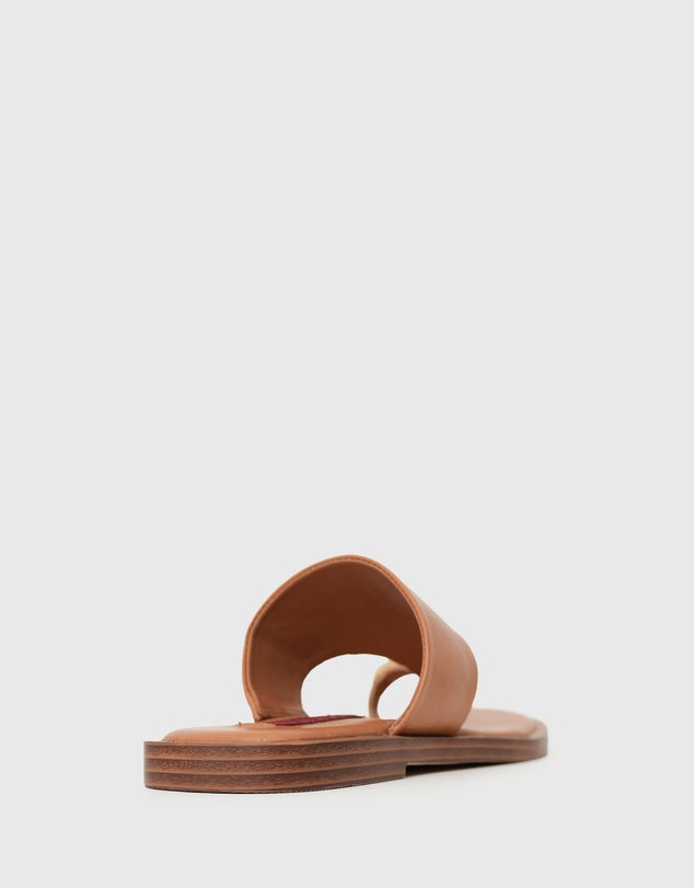 Betts - Dolphin Leather Thong Sandals