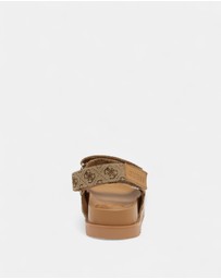 GUESS - Fadey Flat Sandals