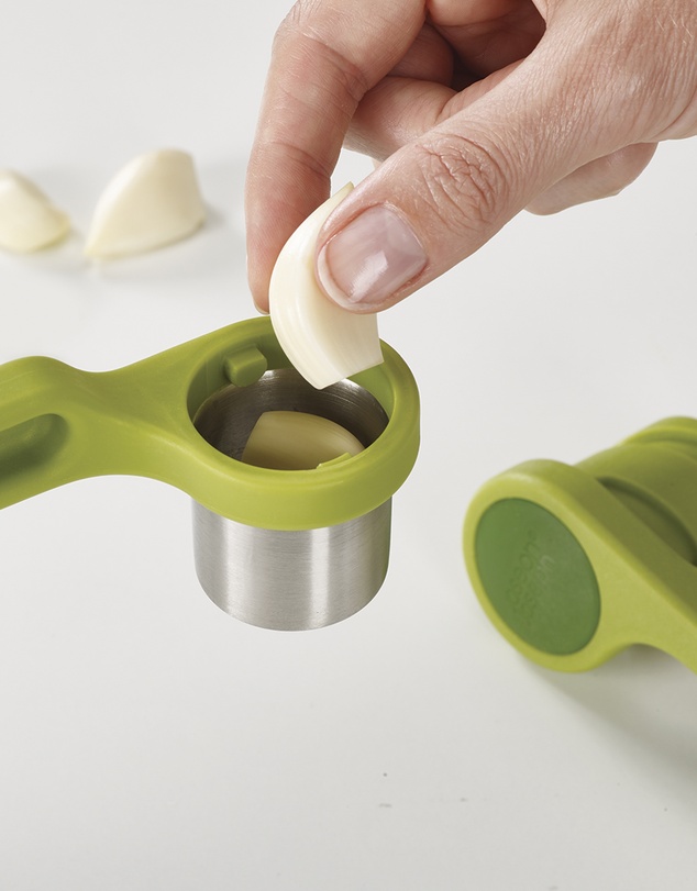 Joseph Joseph - Helix Garlic Press (Green)