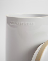 Country Road - Surrey Medium Canister