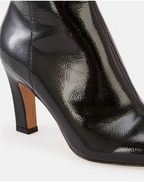 Wittner - Loz Crinkle Patent Leather Ankle Boots