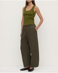 Assembly Label - Lola Barrel Pants