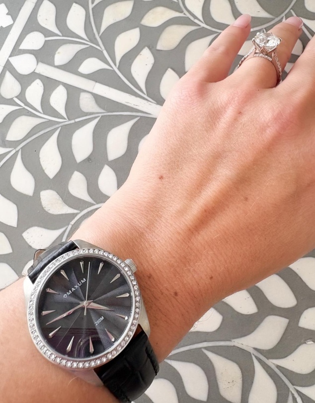 Maxum - Sydney - Black Dial, Silver Tone Case & Black Leather Band