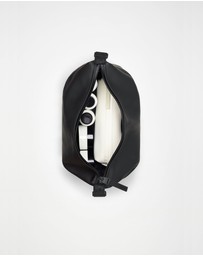 RAINS - Hilo Wash Bag Black