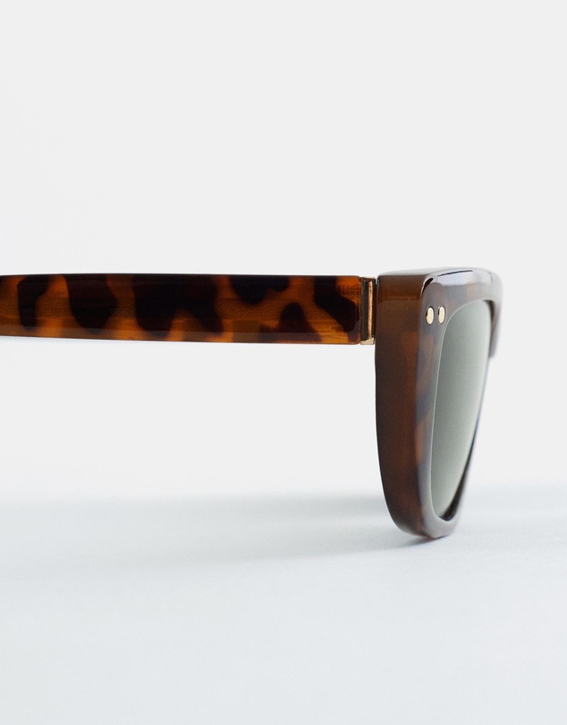 & Other Stories - Elongated Cat-Eye Sunglasses