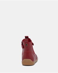 Surefit - Mani II Boots
