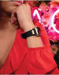 GUESS - Guess Apple Band - Frontier Black & Gold Silicone Stones 38/40/41mm