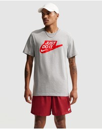 Nike - Nike Sportswear T-Shirt