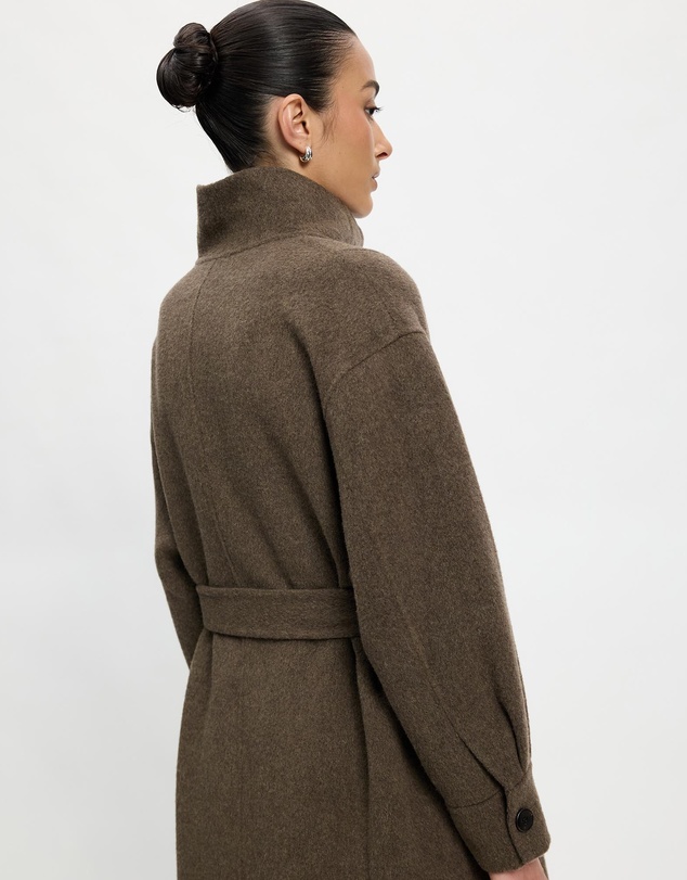 Lindsay Nicholas New York - Gallery Coat