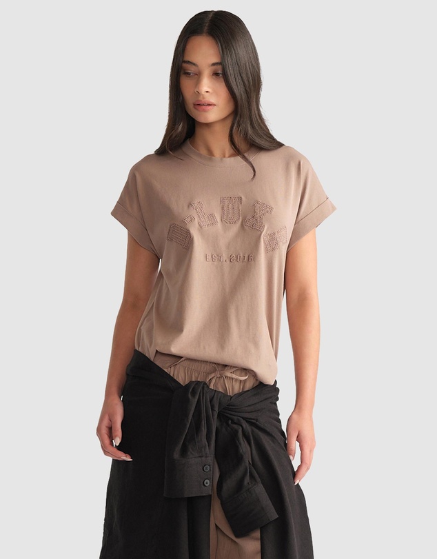 Decjuba - D-Luxe Collegiate Tonal Tee