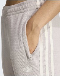 adidas Originals - adidas ORIGINALS WAFFLE PANTS Womens