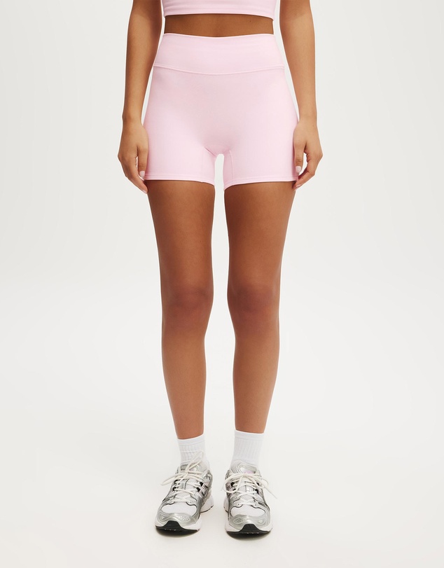 Cotton On Body Active - Ultra Soft Invisible Scrunch Shortie Short