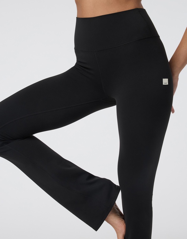 Vuori - Vuori AllTheFeels Slim Flare Tights