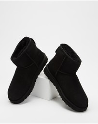 UGG - Womens Classic Mini II Boots